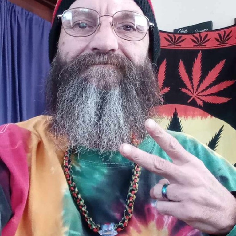 6ebad7d0edbe5b4b3e931c8cd1515de1_rasta-768-576-c-90